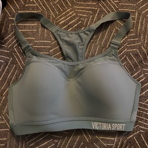 Victoria Secret Sport Bra, size 32C